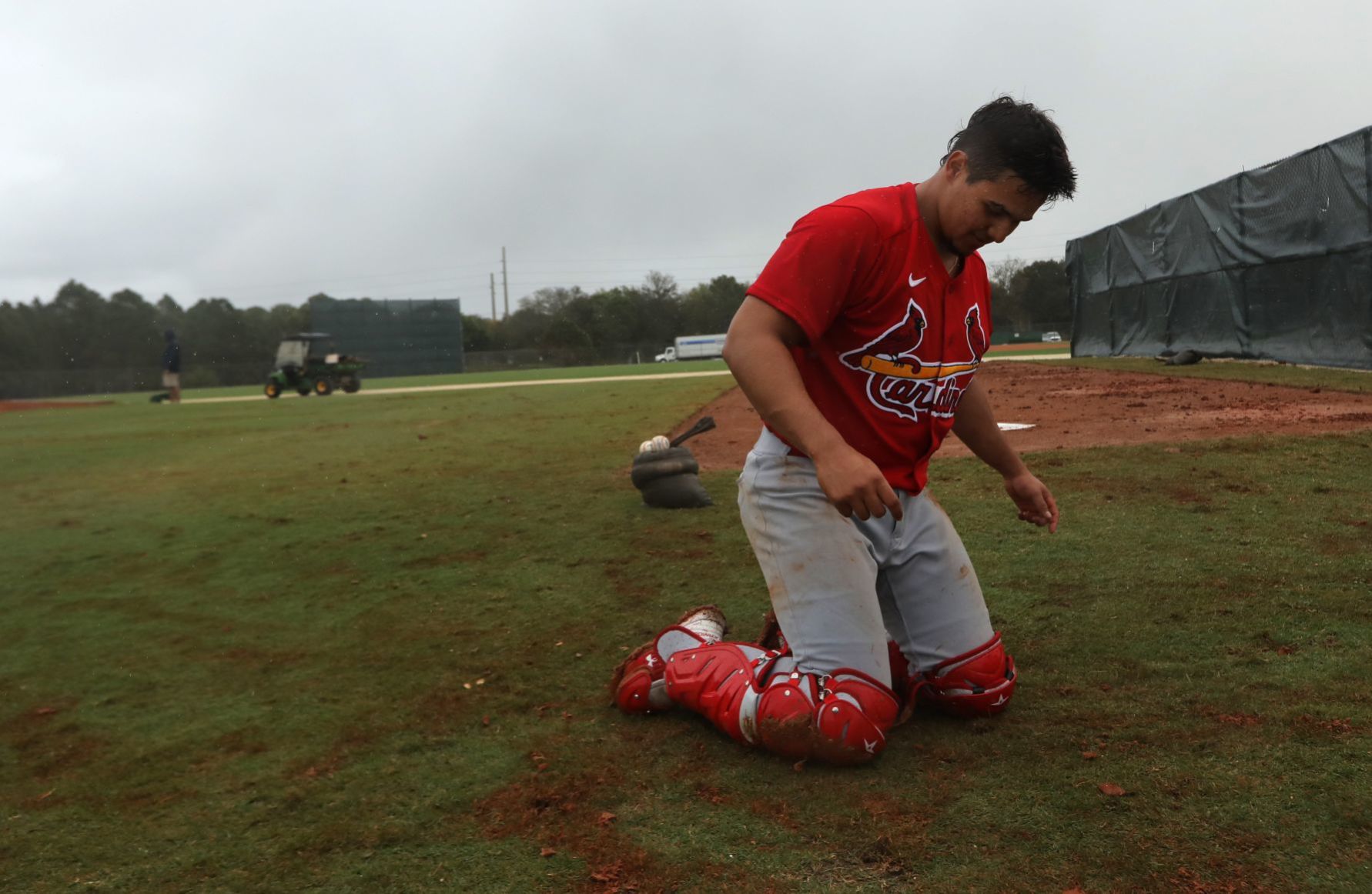 Rain shows during Saturday workout at Spring Training
